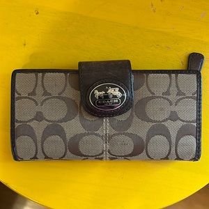 Coach wallet & wristlet duo